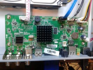 D-S7204HQHI-F1N
